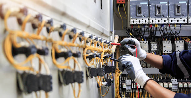 Professional Lighting Installation technician working in Sidney, IL
